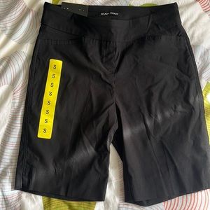 Black Bermuda shorts for women